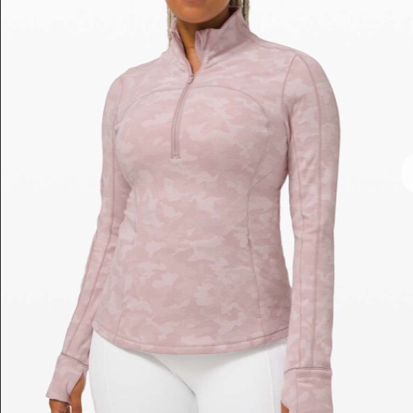 Lululemon Run Briskly 1/2 zip